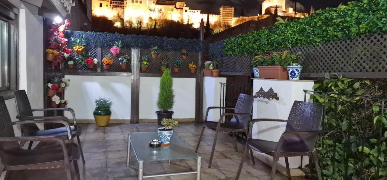 Hotel Patrimonio Arabe Vista A La Alhambra Granada Exterior foto